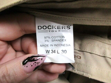 Load image into Gallery viewer, Dockers Pants Adult 34x30 Tan Pleated Tour Straight Leg Stretch Trouser Mens
