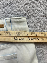 Load image into Gallery viewer, Soft Surroundings Jeans Women Petite Medium (32x28) Spandex Stretch Modal Denim
