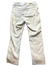 Load image into Gallery viewer, Soft Surroundings Jeans Women Petite Medium (32x28) Spandex Stretch Modal Denim
