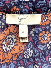 Load image into Gallery viewer, Anthropologie JOIE Shirt Womens Medium AOP Floral Boho Oversized Boxy Silk Lady
