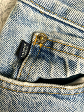 Load image into Gallery viewer, Lauren Ralph Lauren Jeans Womens 8 (30x29) Blue Whiskered Destroyed Thrashed
