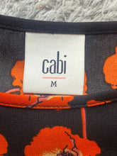 Load image into Gallery viewer, CAbi Shirt Womens Medium Black Vermillion AOP Flanders Poppy Boxy Split Boho

