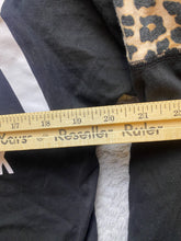 Load image into Gallery viewer, Victoria's Secret Shirt Womens Small Leopard Animal Print Love Pink Dog Logo
