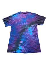 Load image into Gallery viewer, Alice in Wonderland Shirt Adult Small Purple Blue Cheshire Cat Silhouette Mens
