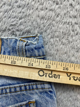Load image into Gallery viewer, VTG Levi's 10 950 Jeans Womens 11 (30x23) Blue Denim Tapered Leg Orange Tab 90s
