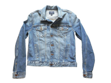 Load image into Gallery viewer, Vintage Lucky Brand Jacket Womens Medium Denim Jean Button Up Y2K Pockets Ladies

