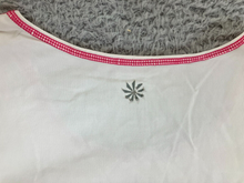 Load image into Gallery viewer, Athleta Rash Guard Womens Large White Summer Shade Kangaroo Pocket Swimwear

