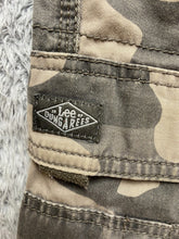 Load image into Gallery viewer, Lee Shorts Adult 40x10 Brown Camo Cargo Pockets Dungarees Outdoor Utility Mens
