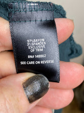 Load image into Gallery viewer, Torrid Dress Womens 1 Forest Green Collared Rayon Spandex Pockets Flared Plus
