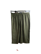 Load image into Gallery viewer, Vintage Studio C Skirt Womens 26 Ladies (38 Waist) Slit Straight Flat Front Lady
