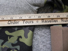 Load image into Gallery viewer, Simply Southern Sweater Womens Medium Camo Colorblock Lightweight Outerwear Lady
