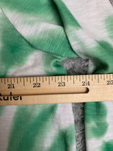 Load image into Gallery viewer, Chico's Zenergy Shirt Womens 3 Green White Tie Dye Tunic V-Neck Oversized Ladies
