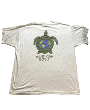 Load image into Gallery viewer, VTG Sea Turtle Shirt Adult Extra Large White Earth Day BGSU Earthcore Earth Mens
