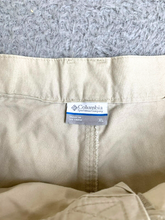 Load image into Gallery viewer, Columbia Shorts Adult Extra Large (40" Waist) Khaki PFG Fishing Performance Mens
