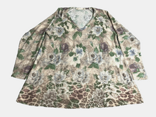 Load image into Gallery viewer, Soft Surroundings Shirt Womens Extra Large Beige Purple AOP Floral Cozy Tunic

