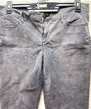 Load image into Gallery viewer, Free People Jeans Womens 31x27 Gray Straight Leg Spandex Stretch Corduroy Ladies
