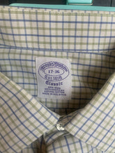 Load image into Gallery viewer, Brooks Brothers 1818 Shirt Adult 17-36 Classic Non Iron American Supima Mens
