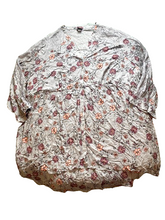 Load image into Gallery viewer, Torrid Shirt Womens 5 5X Gray Lavender AOP Flower Contrast Rayon Nylon Lagenlook
