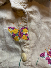 Load image into Gallery viewer, Mill Valley Shirt Womens Medium Beige Oversized Button Up Butterfly Whimsical
