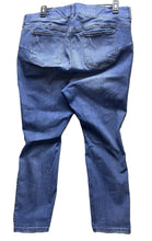 Load image into Gallery viewer, Torrid Jeans Women 22S(41x26.5) Bombshell Skinny Premium Stretch Destroyed Denim
