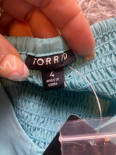 Load image into Gallery viewer, Torrid Dress Womens 4 Aqua Flowy Sleeveless Cold Shoulder Button Ladies

