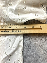 Load image into Gallery viewer, Rails Shirt Womens Medium Ivory Eyelet Oversized Boho Peasant Hippie Blouse Lady
