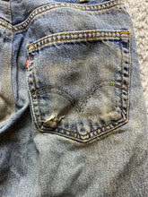 Load image into Gallery viewer, Levi&#39;s Jeans Womens 26x27.5 Blue Fade Straight Leg Distressed Thrashed Denim
