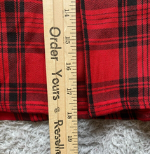 Load image into Gallery viewer, Hot Topic Skirt Womens Large Red Split Buckle Pleated Schoolgirl Y2K Goth Rayon
