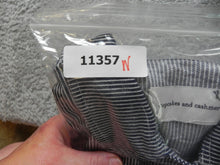 Load image into Gallery viewer, Cupcakes &amp; Cashmere Jacket Womens Extra Large Raw Hem Button Up Collared Ladies
