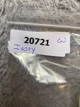 Load image into Gallery viewer, Banana Republic Shorts Womens 6 (33x10) Ivory Martin Fit Stretch Spandex Ladies
