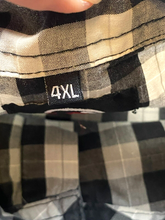 Load image into Gallery viewer, Southpole Shirt Adult 4XL Black White Checkered Double Flap Pockets Casual Mens
