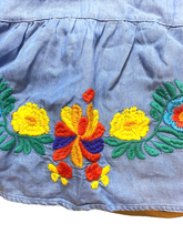 Load image into Gallery viewer, Foxy Women Dress Womens Medium Blue Embroidered Flower Denim Flared Grandmacore

