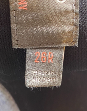 Load image into Gallery viewer, Torrid Jeans Womens 26R Bombshell Skinny Distressed Rayon Spandex Stretch Lady
