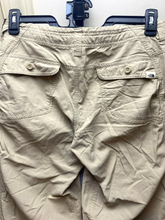 Load image into Gallery viewer, The North Face Pants Women 6 (32x31) Khaki Straight Leg Outdoor Drawstring Nylon
