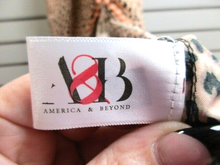 Load image into Gallery viewer, America &amp; Beyond Cover Up Womens Medium Peach Leopard Print Kaftan Swimwear A&amp;B
