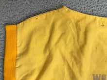 Load image into Gallery viewer, VTG White Benjamin's Shirt Womens 2XL XXL Yellow AOP Cassie Dog Pullover 80s
