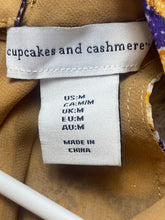 Load image into Gallery viewer, Cupcakes and Cashmere Shirt Womens Medium AOP Floral Boho Halter Tank Flowy

