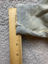 Load image into Gallery viewer, Aero Shorts Womens 0 (27x3) Blue Denim Whiskered Distressed Mom Cuffed Jean
