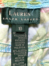 Load image into Gallery viewer, Lauren Ralph Lauren Pants Womens 10 30x20 Capri Allover Print Floral Stretch
