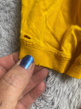 Load image into Gallery viewer, VTG Wichita State Shockers Shirt Adult Large Yellow Cadre NCAA Sportswear Mens
