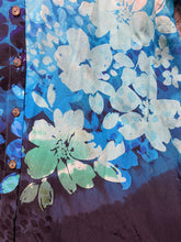 Load image into Gallery viewer, Soft Surroundings Shirt Womens Medium Blue AOP Floral Boho Silk Button Up Tunic
