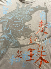 Load image into Gallery viewer, No Boundaries Shirt Adult Large Gray Japanese Samurai Swords Ninja Warrior Mens
