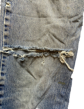 Load image into Gallery viewer, Levi&#39;s Jeans Womens 26x27.5 Blue Fade Straight Leg Distressed Thrashed Denim
