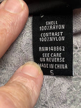 Load image into Gallery viewer, Torrid Shirt Womens 5 5X Gray Lavender AOP Flower Contrast Rayon Nylon Lagenlook
