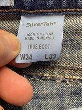 Load image into Gallery viewer, Vintage Levis Jeans Adult 34x32 Blue Denim True Boot Whiskered Y2K Baggy Mens
