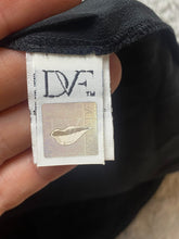 Load image into Gallery viewer, Diane von Furstenberg Shirt Womens Medium Black Green Silk Hi Low Blouse Flowy
