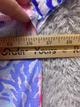 Load image into Gallery viewer, Lily Pulitzer Shirt Womens Extra Small Pink Blue Etta V-Neck Short Sleeve Ladies
