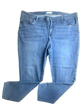 Load image into Gallery viewer, Madewell Jeans Womens 37x27 Blue Mid Rise Skinny Whiskered Tapered Denim Ladies
