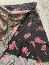 Load image into Gallery viewer, Torrid Skirt Womens 1 (35" Waist) Black AOP Flower Boho Faux Wrap Hi Low Rayon
