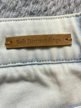 Load image into Gallery viewer, Soft Surroundings Jeans Women Petite Medium (32x28) Spandex Stretch Modal Denim
